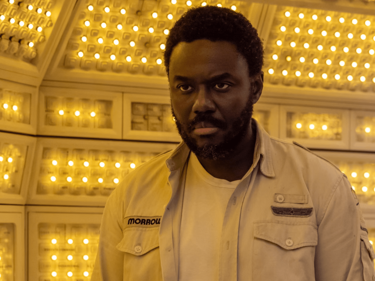 ‘A Corporate Tightrope’ – Alien: Earth 1.1:&nbsp;Neverland